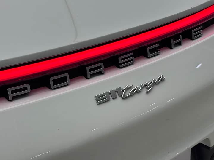 Фото 10 - Porsche 911