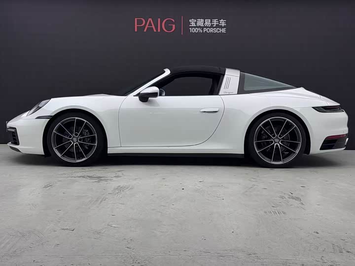 Фото 3 - Porsche 911