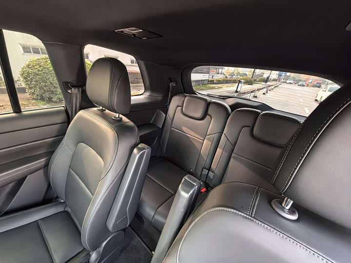 Фото 19 - LiXiang One