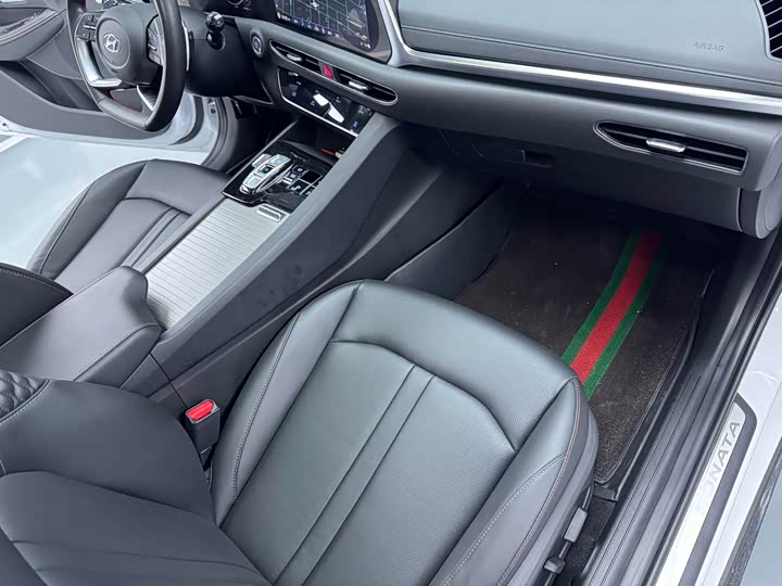 Фото 12 - Hyundai Sonata N Line