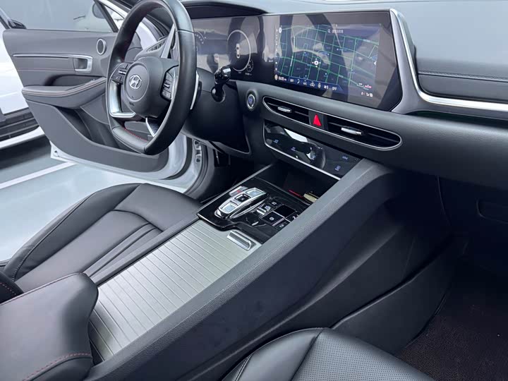 Фото 13 - Hyundai Sonata N Line