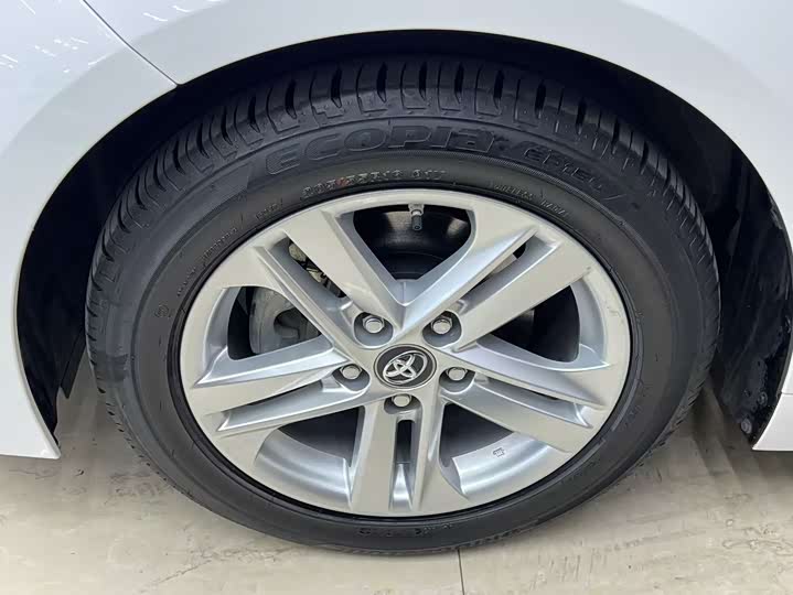 Фото 17 - Toyota Levin