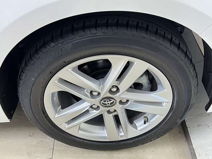 Фото 19 - Toyota Levin