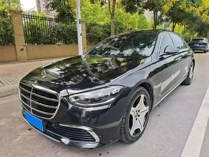 Фото 3 - Mercedes-Benz S-Class
