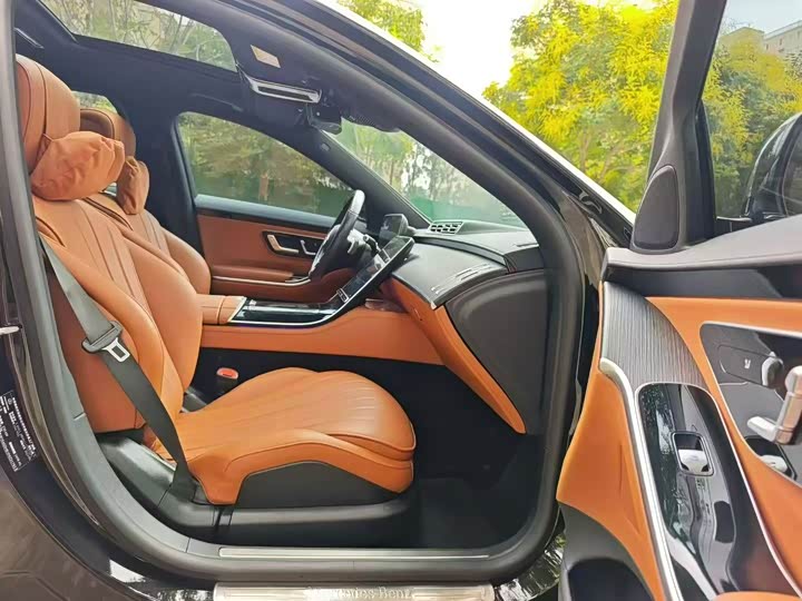 Фото 4 - Mercedes-Benz S-Class