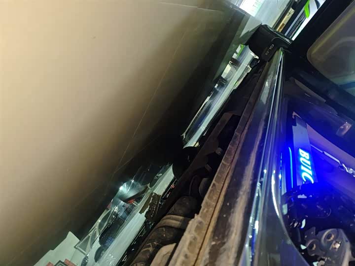 Фото 22 - Buick GL8 ES