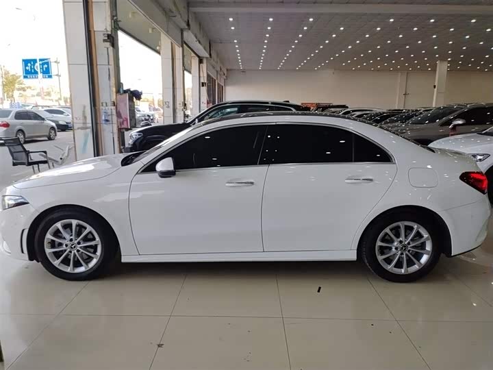 Фото 26 - Mercedes-Benz A-Class