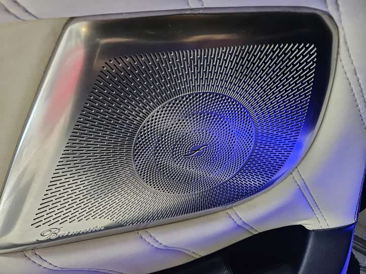 Фото 12 - Mercedes-Benz Vito