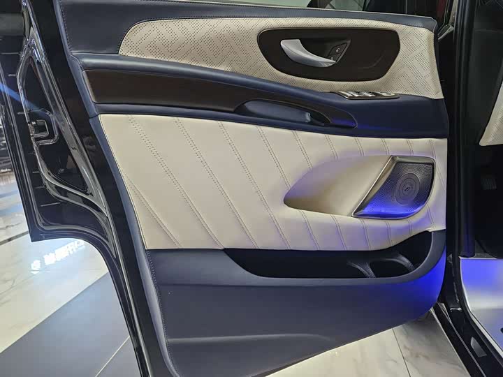 Фото 5 - Mercedes-Benz Vito