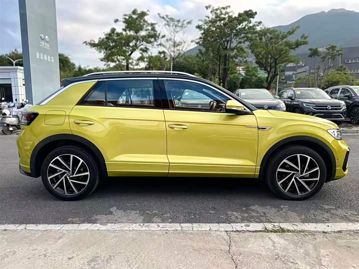 Фото 10 - Volkswagen T-Roc