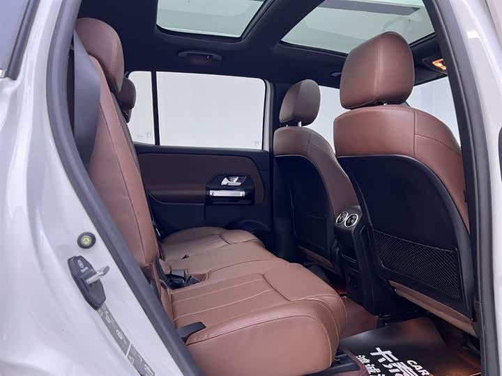 Фото 22 - Mercedes-Benz GLB-Class