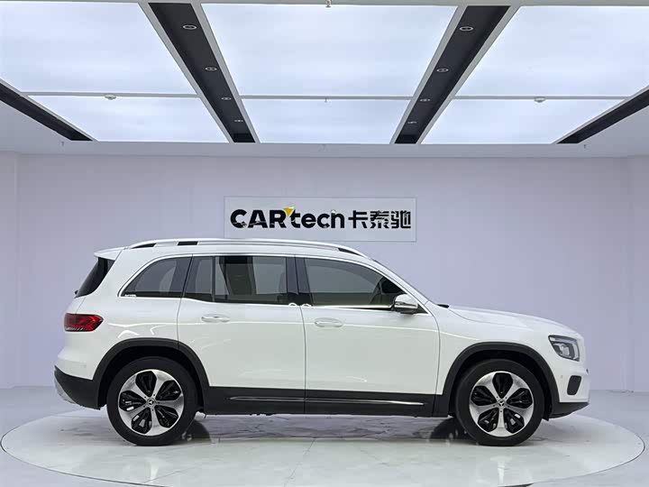 Фото 6 - Mercedes-Benz GLB-Class