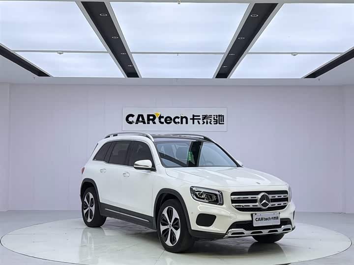 Фото 7 - Mercedes-Benz GLB-Class