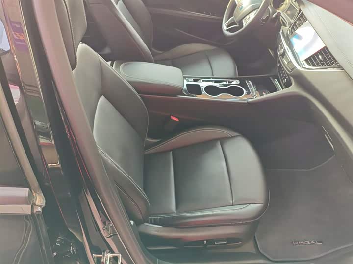 Фото 25 - Buick Regal