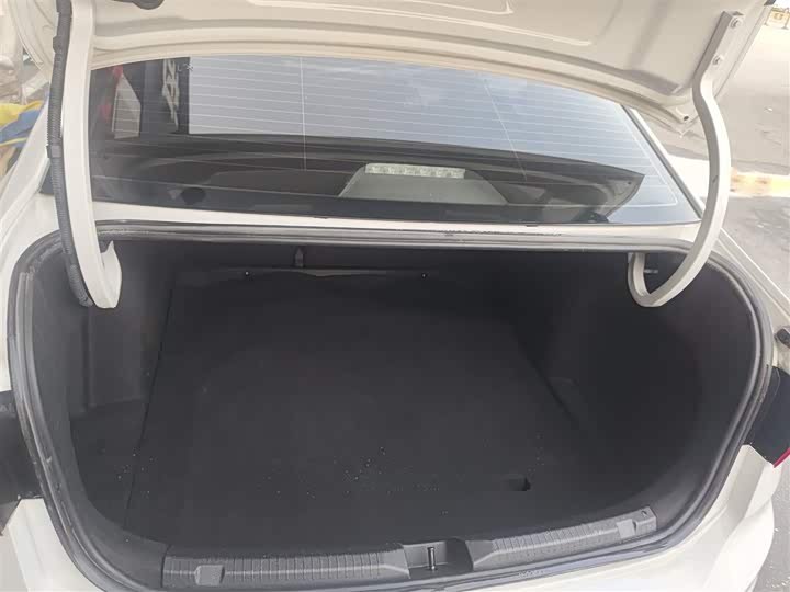 Фото 19 - Volkswagen Lavida