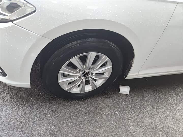 Фото 23 - Volkswagen Lavida