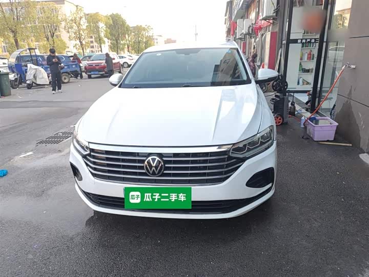 Фото 3 - Volkswagen Lavida