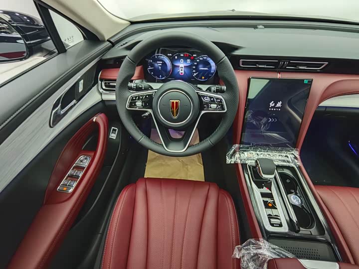 Фото 11 - Hongqi H5