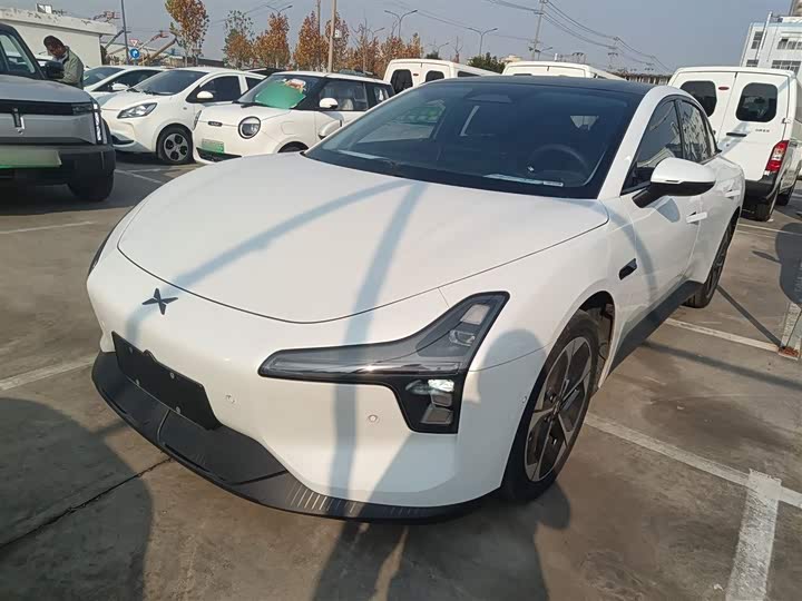 Фото 1 - XPeng Mona M03