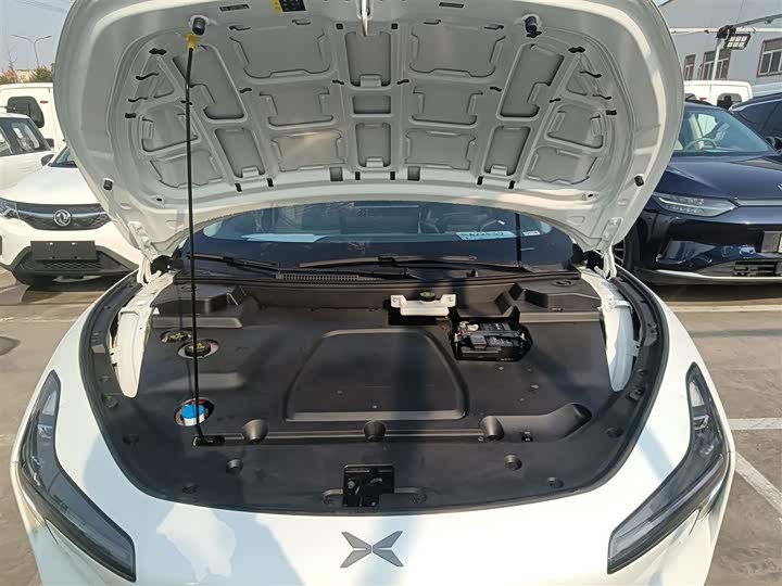 Фото 20 - XPeng Mona M03