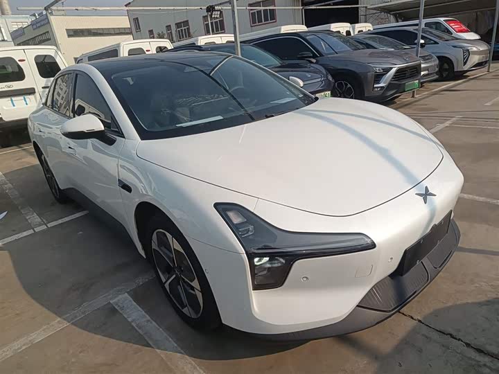 Фото 4 - XPeng Mona M03