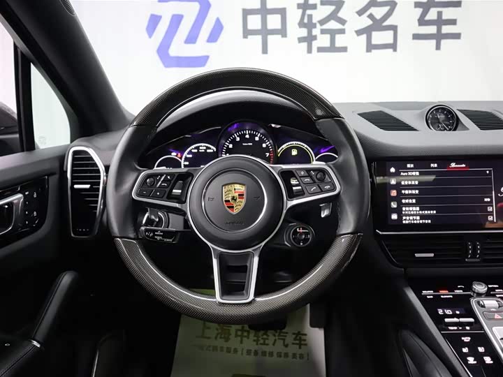 Фото 14 - Porsche Cayenne