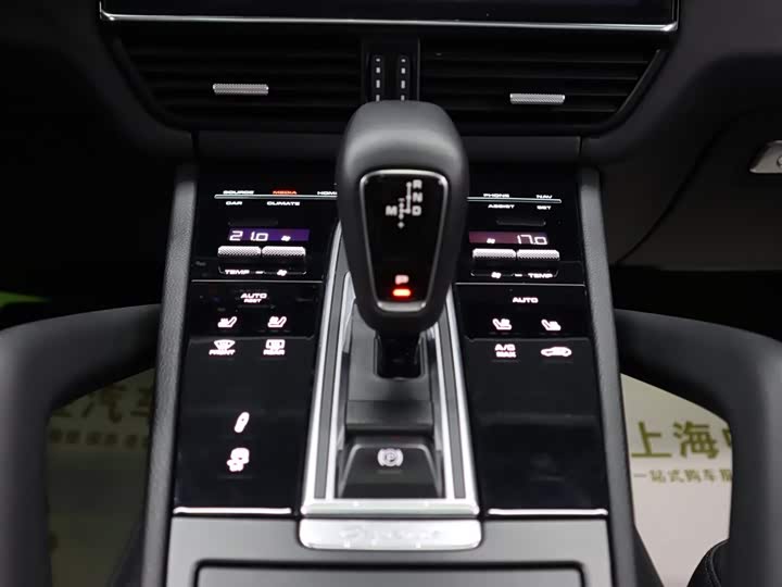 Фото 19 - Porsche Cayenne