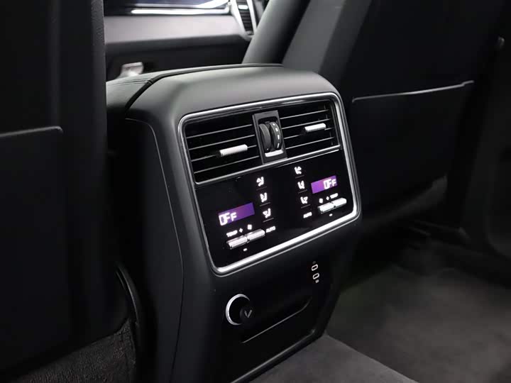 Фото 23 - Porsche Cayenne