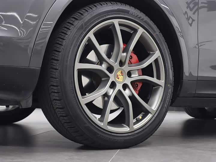 Фото 30 - Porsche Cayenne