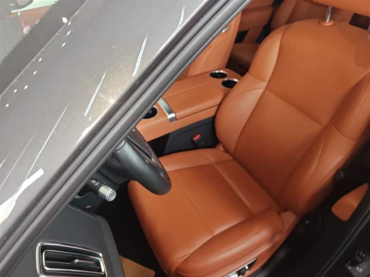 Фото 14 - LiXiang L9