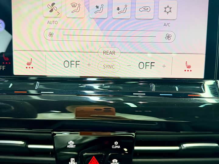 Фото 24 - Volkswagen Golf