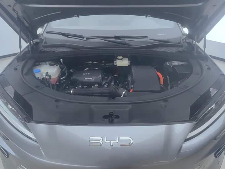 Фото 10 - BYD Song Plus Hybrid/EV