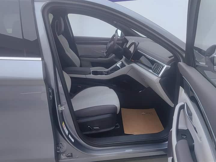 Фото 8 - BYD Song Plus Hybrid/EV