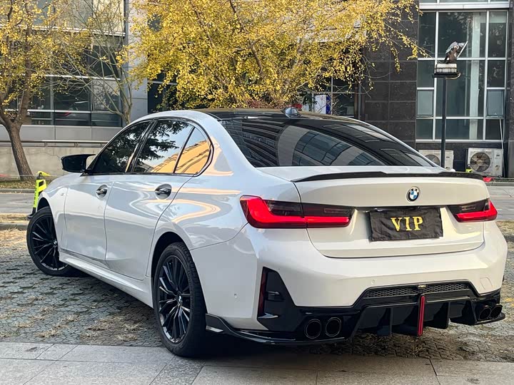 Фото 13 - BMW 3 Series