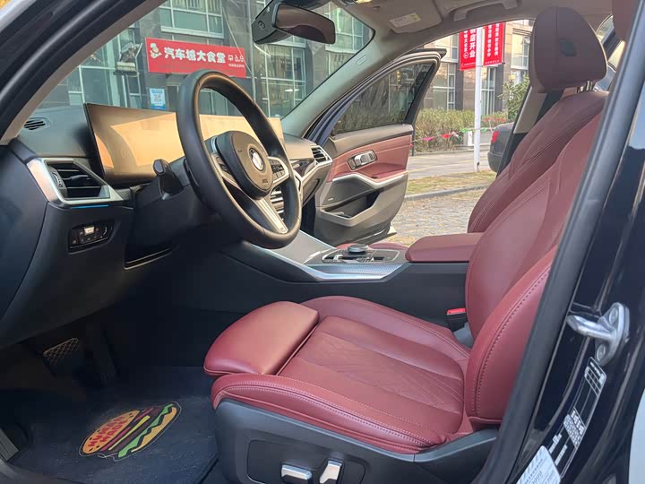 Фото 4 - BMW 3 Series