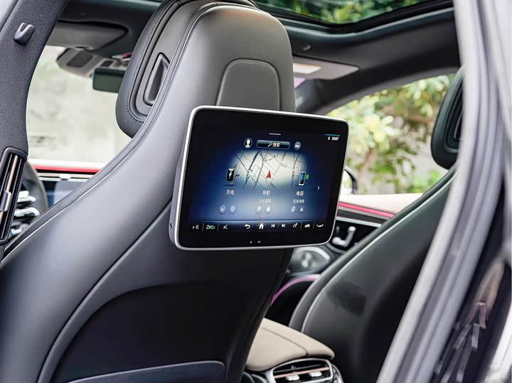 Фото 17 - Mercedes-Benz EQS AMG