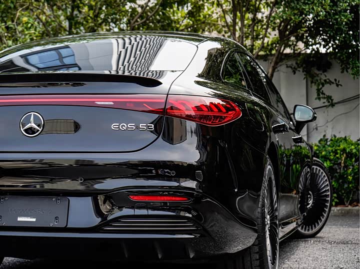 Фото 7 - Mercedes-Benz EQS AMG