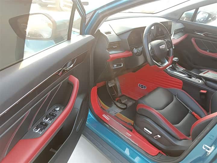 Фото 16 - Geely Emgrand GS