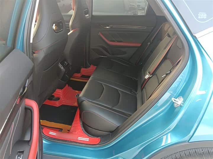 Фото 17 - Geely Emgrand GS