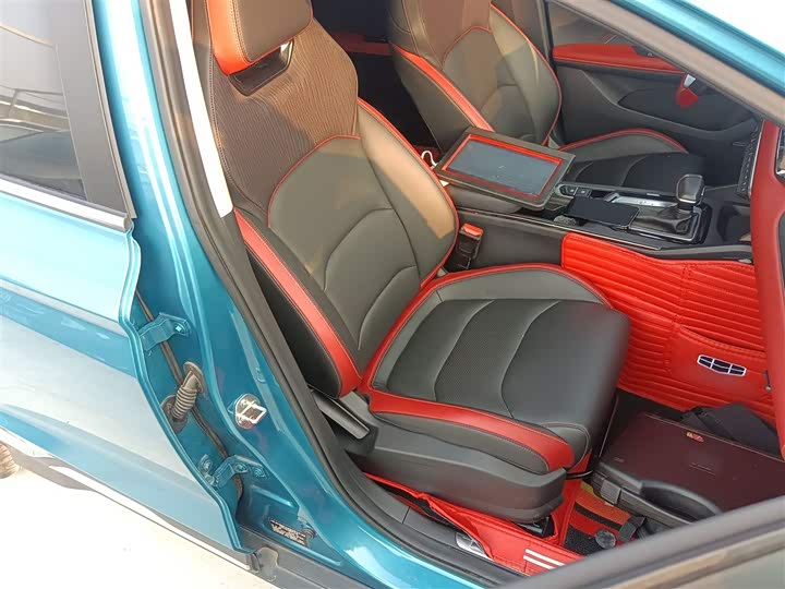 Фото 25 - Geely Emgrand GS