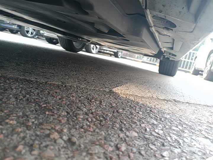 Фото 19 - Toyota Camry