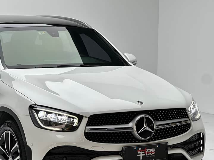 Фото 11 - Mercedes-Benz GLC-Class