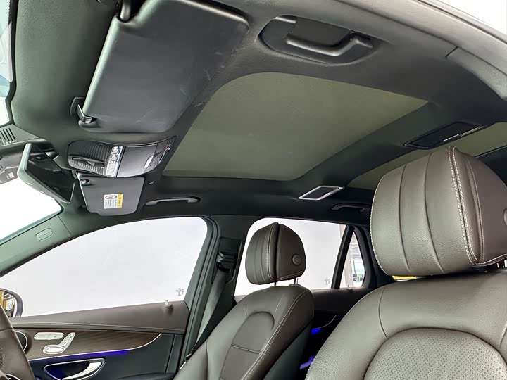 Фото 20 - Mercedes-Benz GLC-Class