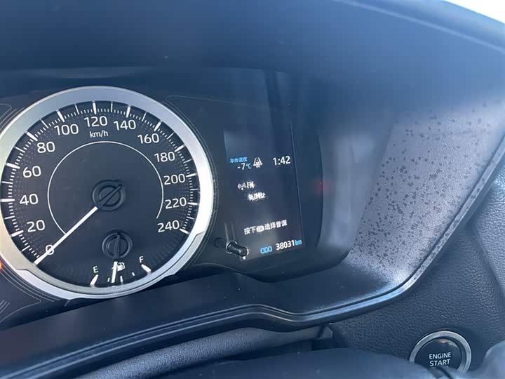 Фото 11 - Toyota Levin