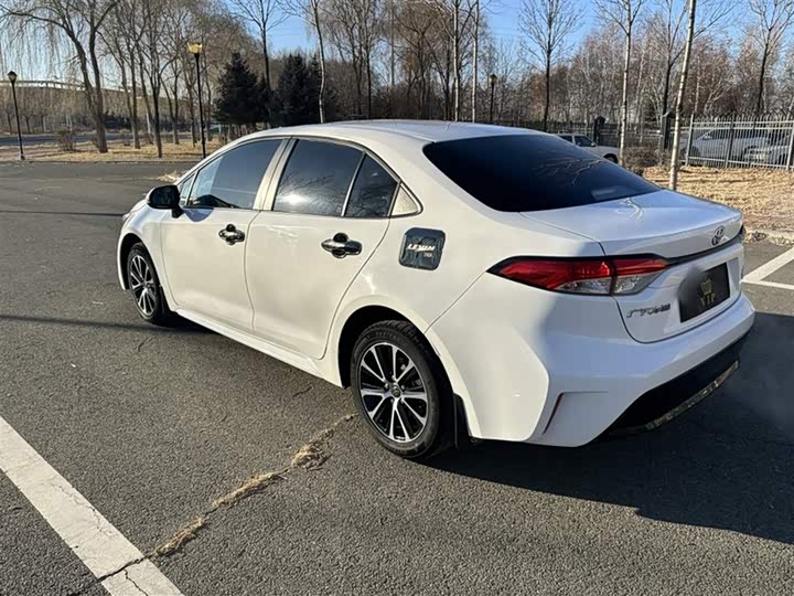 Фото 5 - Toyota Levin