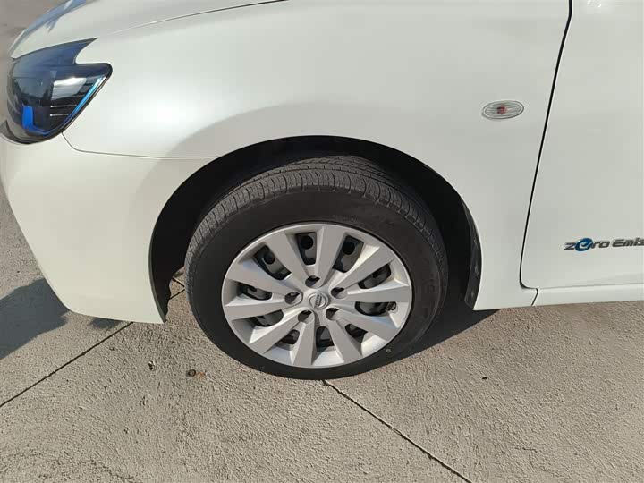 Фото 23 - Nissan Sylphy EV