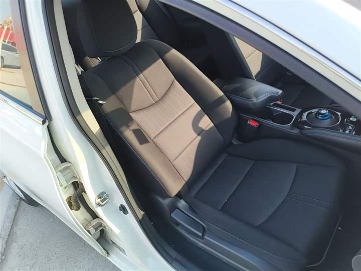 Фото 25 - Nissan Sylphy EV