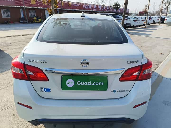 Фото 6 - Nissan Sylphy EV