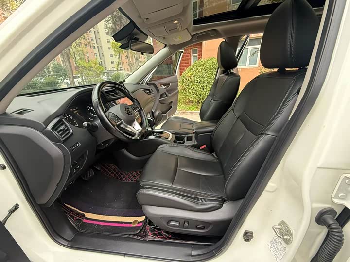 Фото 4 - Nissan X-Trail