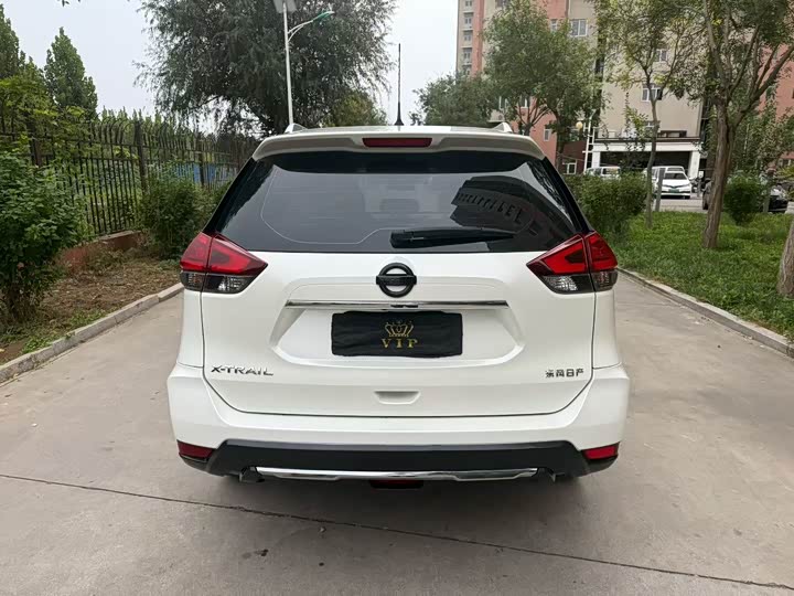 Фото 8 - Nissan X-Trail